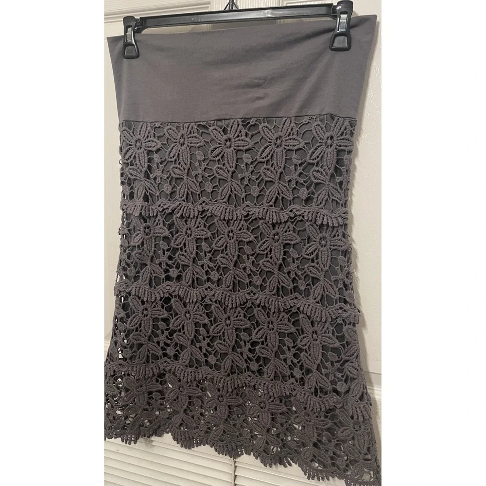 Solitaire By Ravi Khosla Gray Crochet Lace Midi Skirt